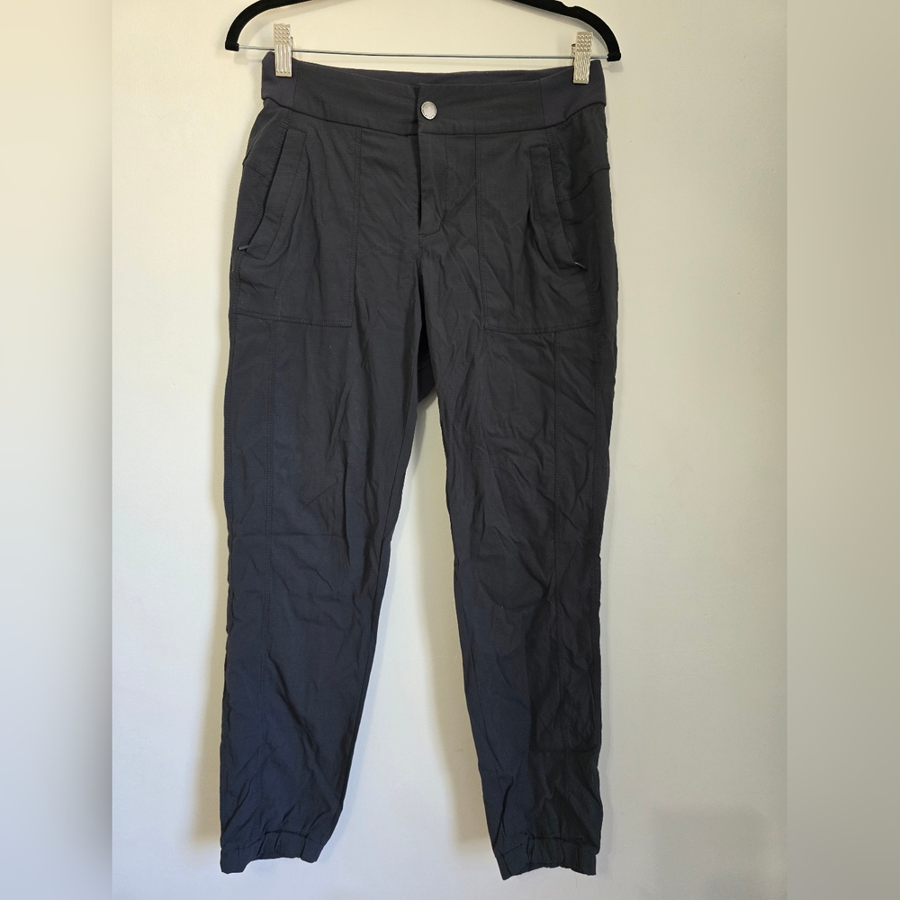 Athleta Trekkie Jogger Style Pants Hiking Casual Outdoor